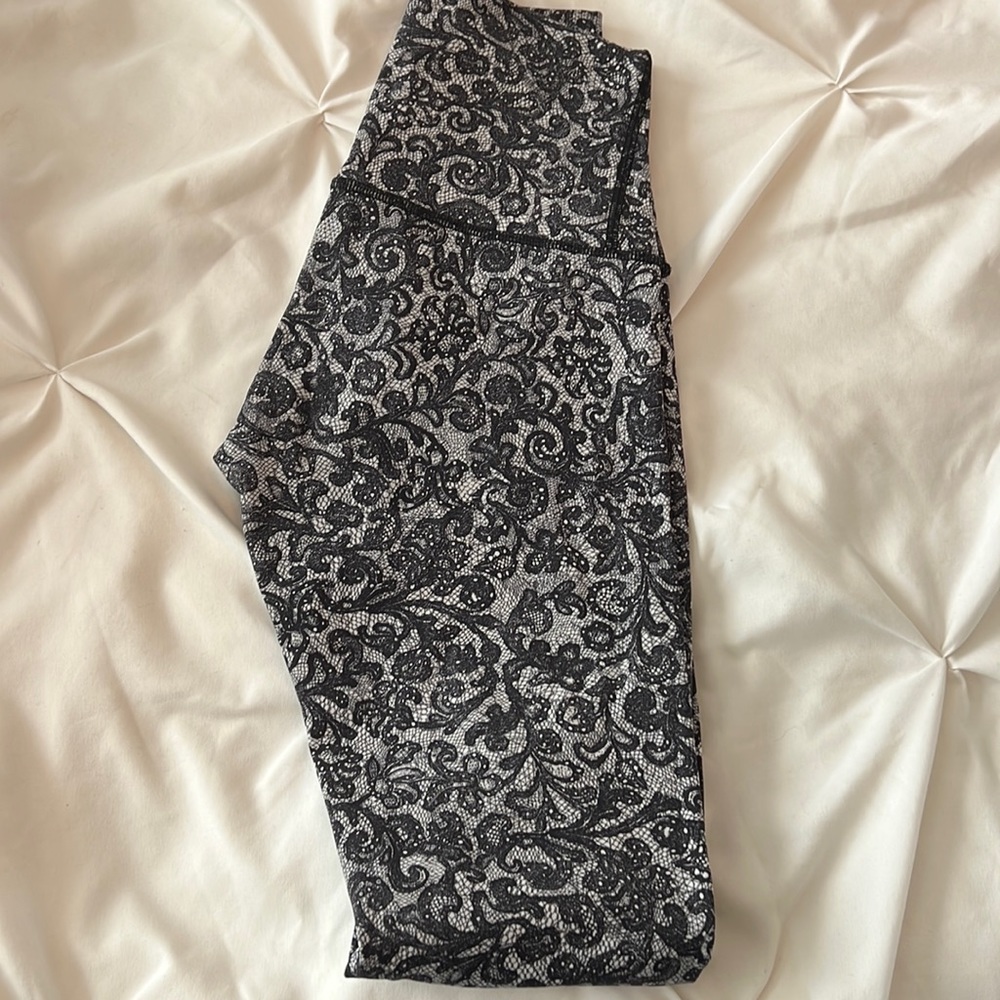 Lululemon Wunder Under